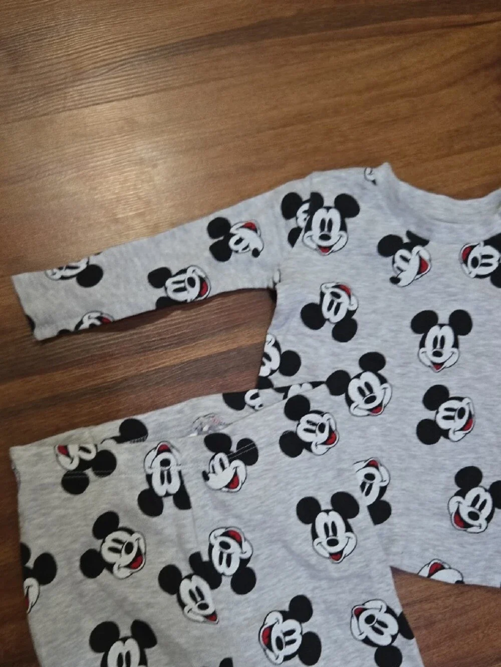 Mickey Mouse Baby Boy O 3 Months Pajama 2-Piece Printed Sweatshirt  Joggers